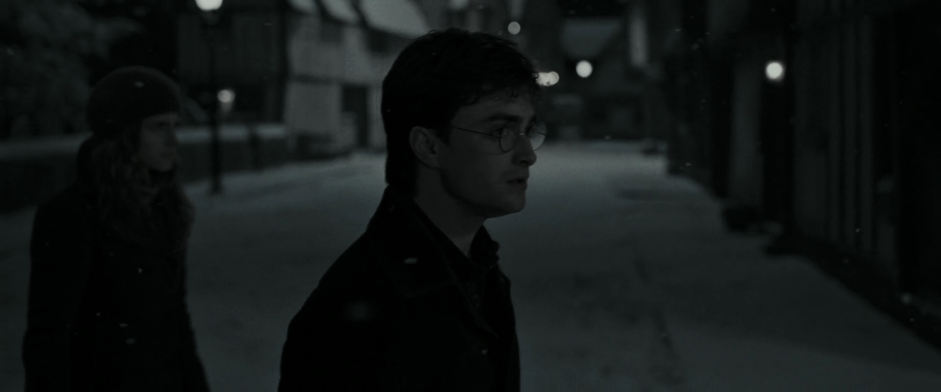 EmmaWatsonFan_dot_nl-HarryPotterAndTheDeathlyHallowsPart1-5128.jpg EmmaWatsonFan_dot_nl-HarryPotterAndTheDeathlyHallowsPart1-5128.jpg