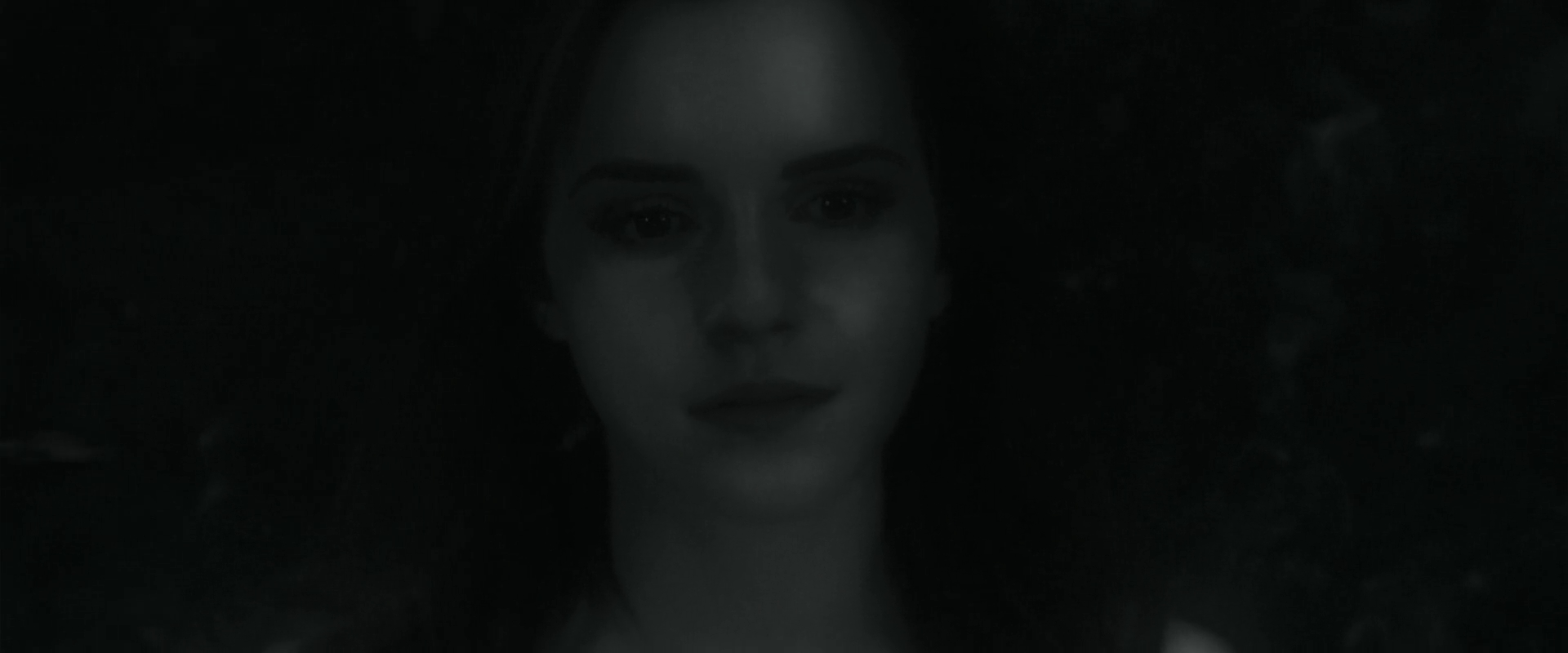 EmmaWatsonFan_dot_nl-HarryPotterAndTheDeathlyHallowsPart1-5900.jpg EmmaWatsonFan_dot_nl-HarryPotterAndTheDeathlyHallowsPart1-5900.jpg