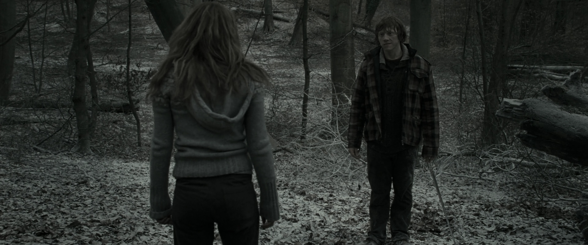 EmmaWatsonFan_dot_nl-HarryPotterAndTheDeathlyHallowsPart1-6026.jpg EmmaWatsonFan_dot_nl-HarryPotterAndTheDeathlyHallowsPart1-6026.jpg