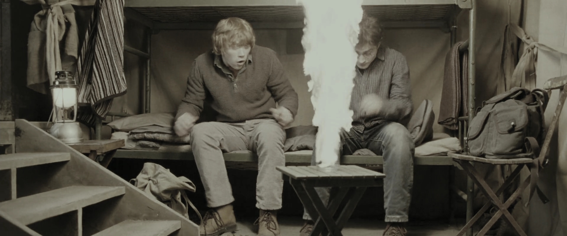 EmmaWatsonFan_dot_nl-HarryPotterAndTheDeathlyHallowsPart1-6192.jpg EmmaWatsonFan_dot_nl-HarryPotterAndTheDeathlyHallowsPart1-6192.jpg