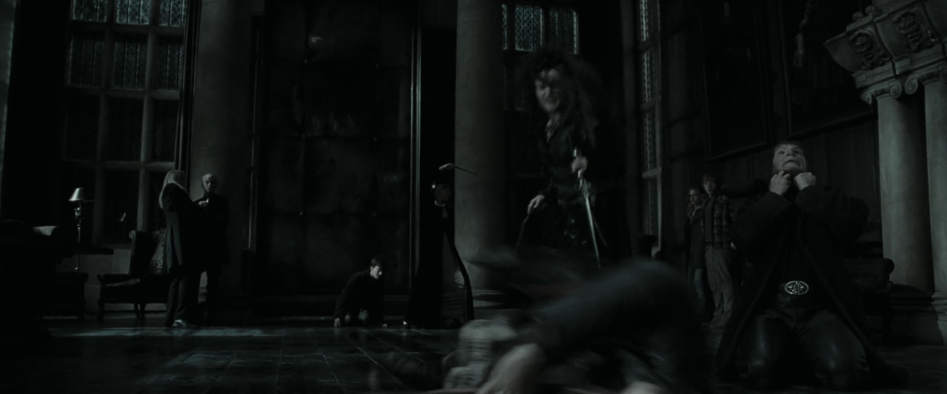 EmmaWatsonFan_dot_nl-HarryPotterAndTheDeathlyHallowsPart1-7194.jpg EmmaWatsonFan_dot_nl-HarryPotterAndTheDeathlyHallowsPart1-7194.jpg