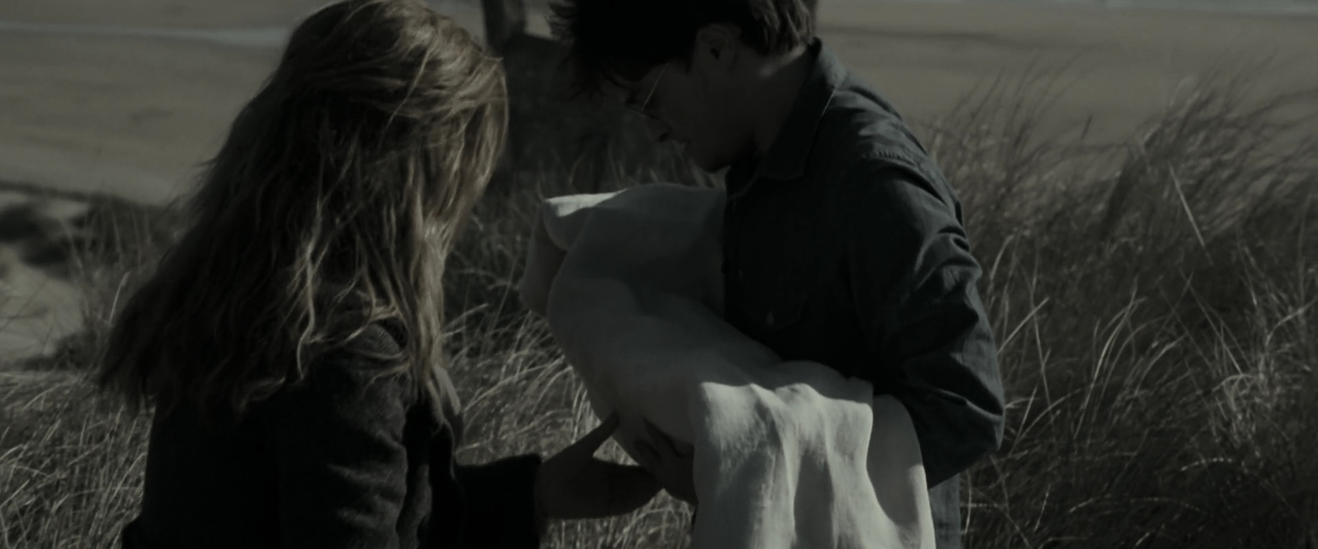 EmmaWatsonFan_dot_nl-HarryPotterAndTheDeathlyHallowsPart1-7719.jpg EmmaWatsonFan_dot_nl-HarryPotterAndTheDeathlyHallowsPart1-7719.jpg