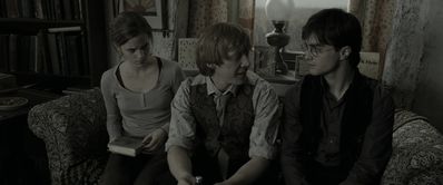 EmmaWatsonFan_dot_nl-HarryPotterAndTheDeathlyHallowsPart1-1738.jpg