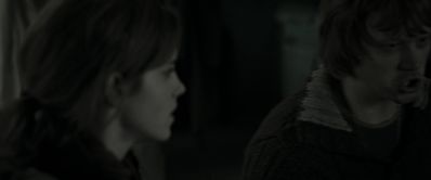 EmmaWatsonFan_dot_nl-HarryPotterAndTheDeathlyHallowsPart1-4466.jpg