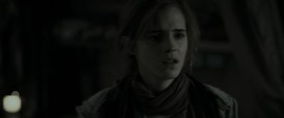 EmmaWatsonFan_dot_nl-HarryPotterAndTheDeathlyHallowsPart1-4516.jpg