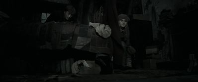 EmmaWatsonFan_dot_nl-HarryPotterAndTheDeathlyHallowsPart1-5366.jpg