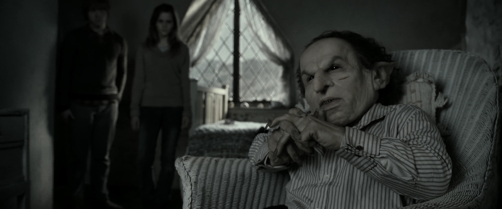 EmmaWatsonFan_dot_nl-HarryPotterAndTheDeathlyHallowsPart2-0223.jpg EmmaWatsonFan_dot_nl-HarryPotterAndTheDeathlyHallowsPart2-0223.jpg