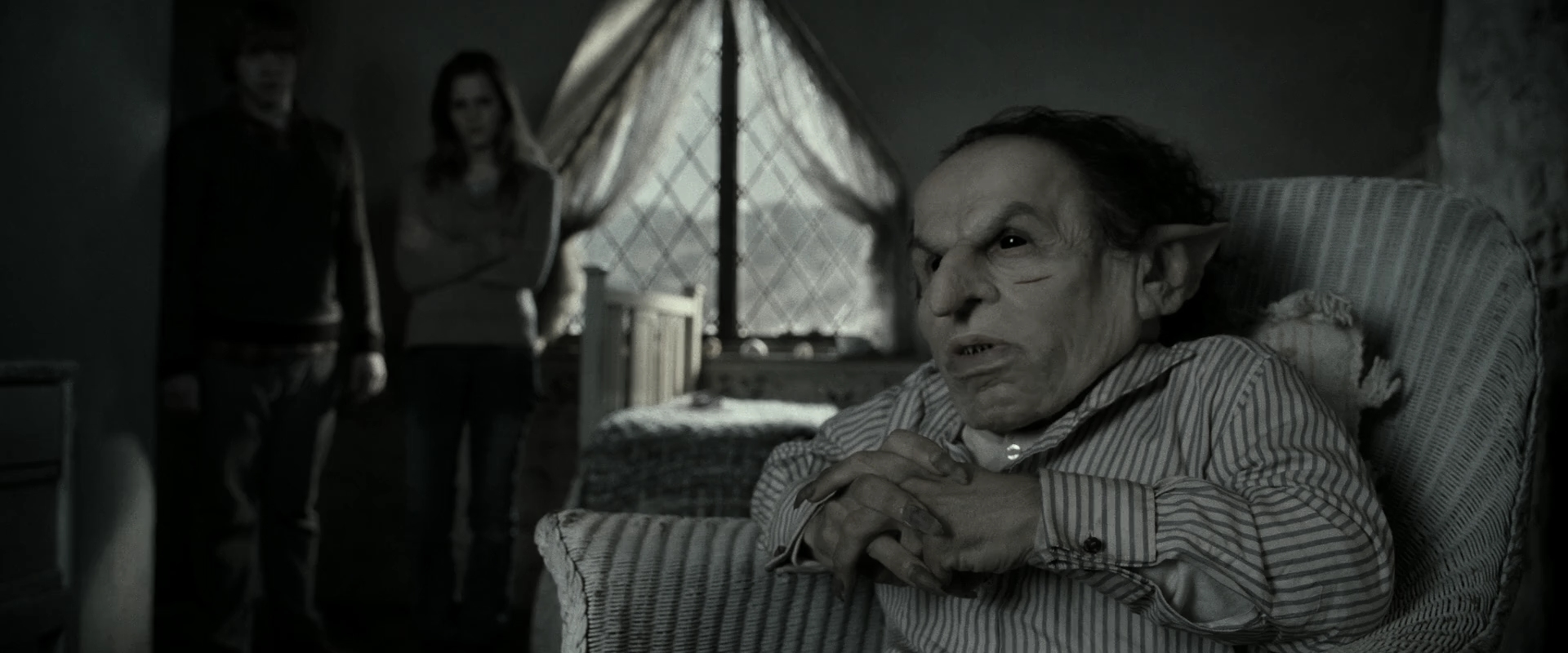 EmmaWatsonFan_dot_nl-HarryPotterAndTheDeathlyHallowsPart2-0279.jpg EmmaWatsonFan_dot_nl-HarryPotterAndTheDeathlyHallowsPart2-0279.jpg