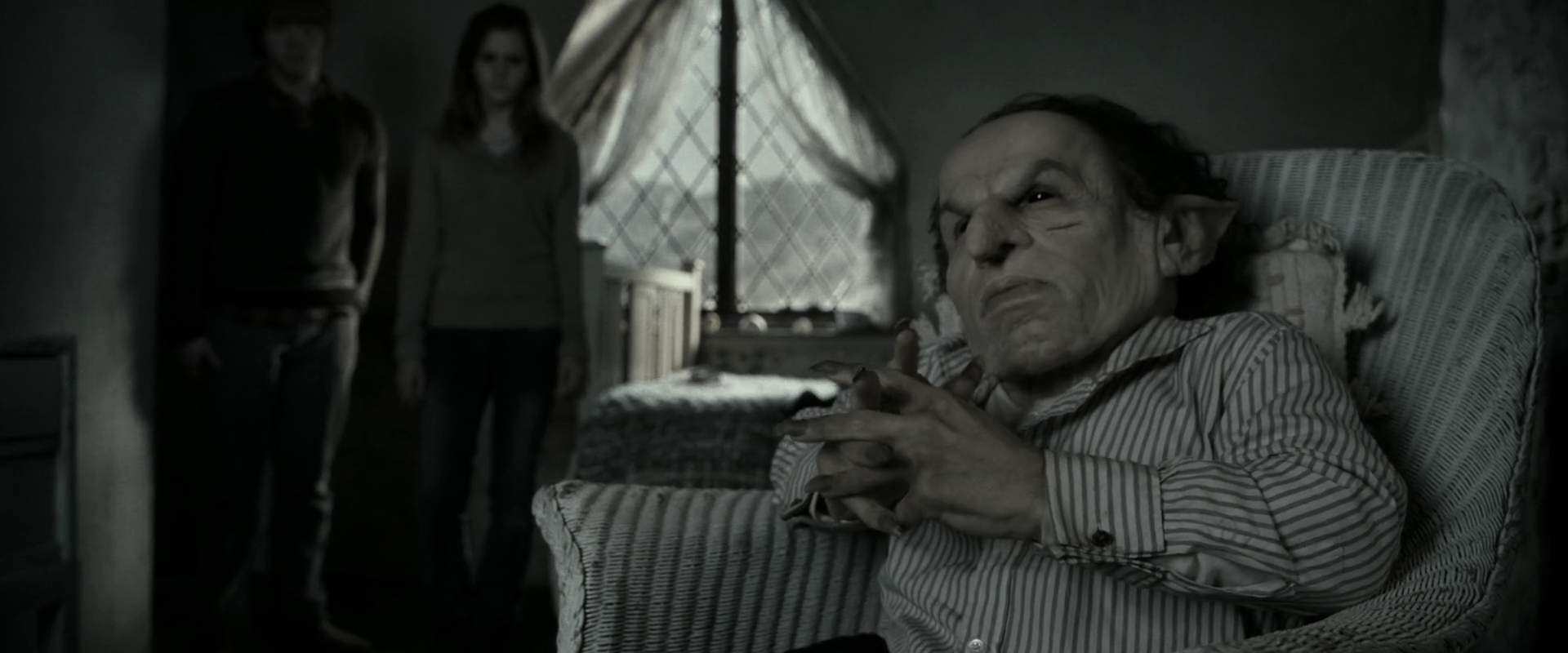 EmmaWatsonFan_dot_nl-HarryPotterAndTheDeathlyHallowsPart2-0305.jpg EmmaWatsonFan_dot_nl-HarryPotterAndTheDeathlyHallowsPart2-0305.jpg