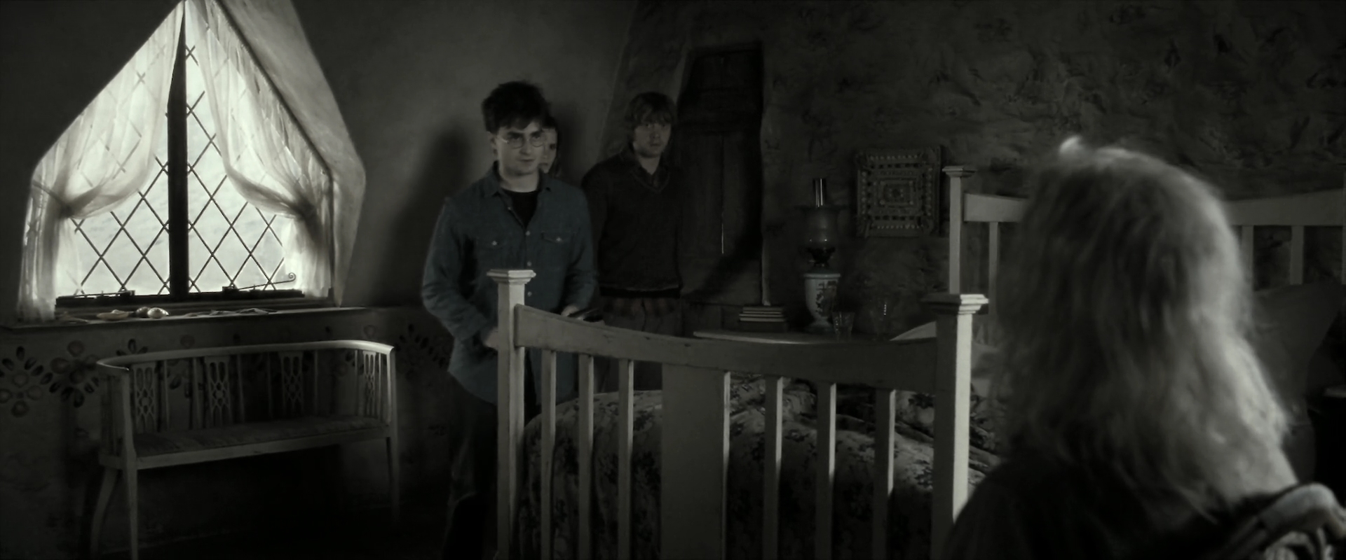 EmmaWatsonFan_dot_nl-HarryPotterAndTheDeathlyHallowsPart2-0380.jpg EmmaWatsonFan_dot_nl-HarryPotterAndTheDeathlyHallowsPart2-0380.jpg