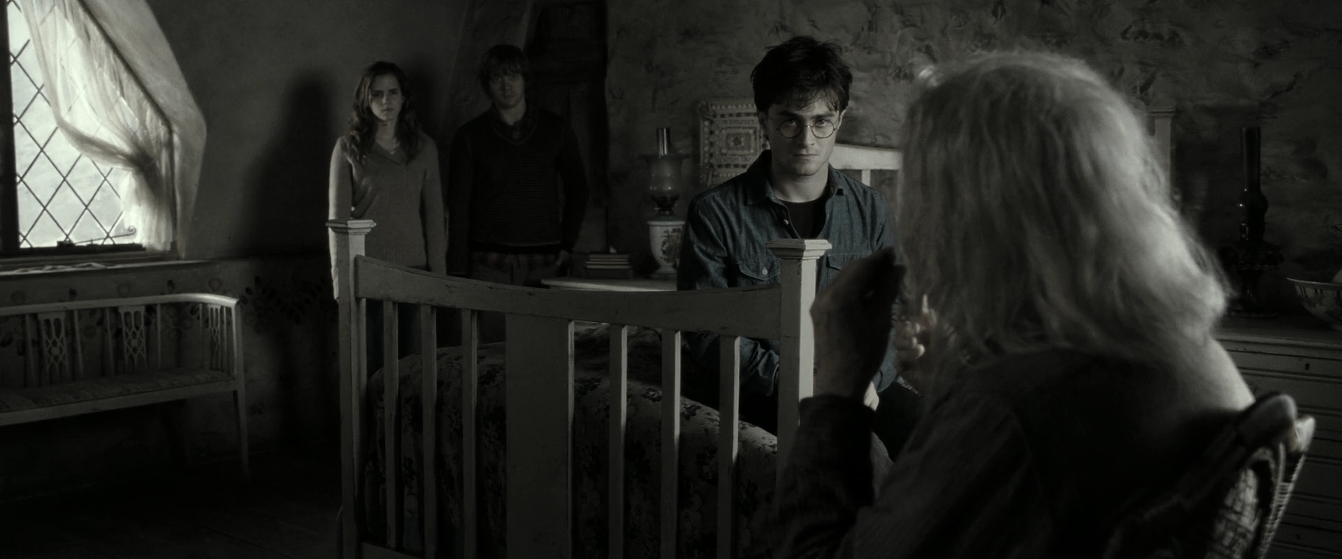 EmmaWatsonFan_dot_nl-HarryPotterAndTheDeathlyHallowsPart2-0433.jpg EmmaWatsonFan_dot_nl-HarryPotterAndTheDeathlyHallowsPart2-0433.jpg