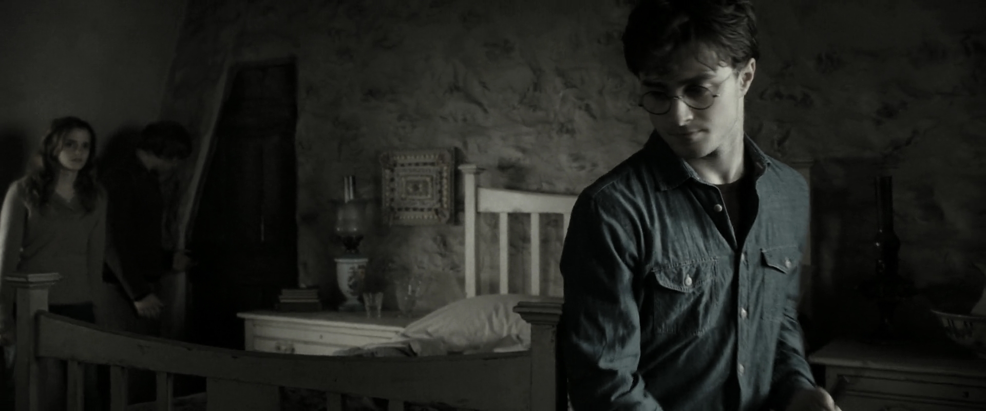 EmmaWatsonFan_dot_nl-HarryPotterAndTheDeathlyHallowsPart2-0575.jpg EmmaWatsonFan_dot_nl-HarryPotterAndTheDeathlyHallowsPart2-0575.jpg