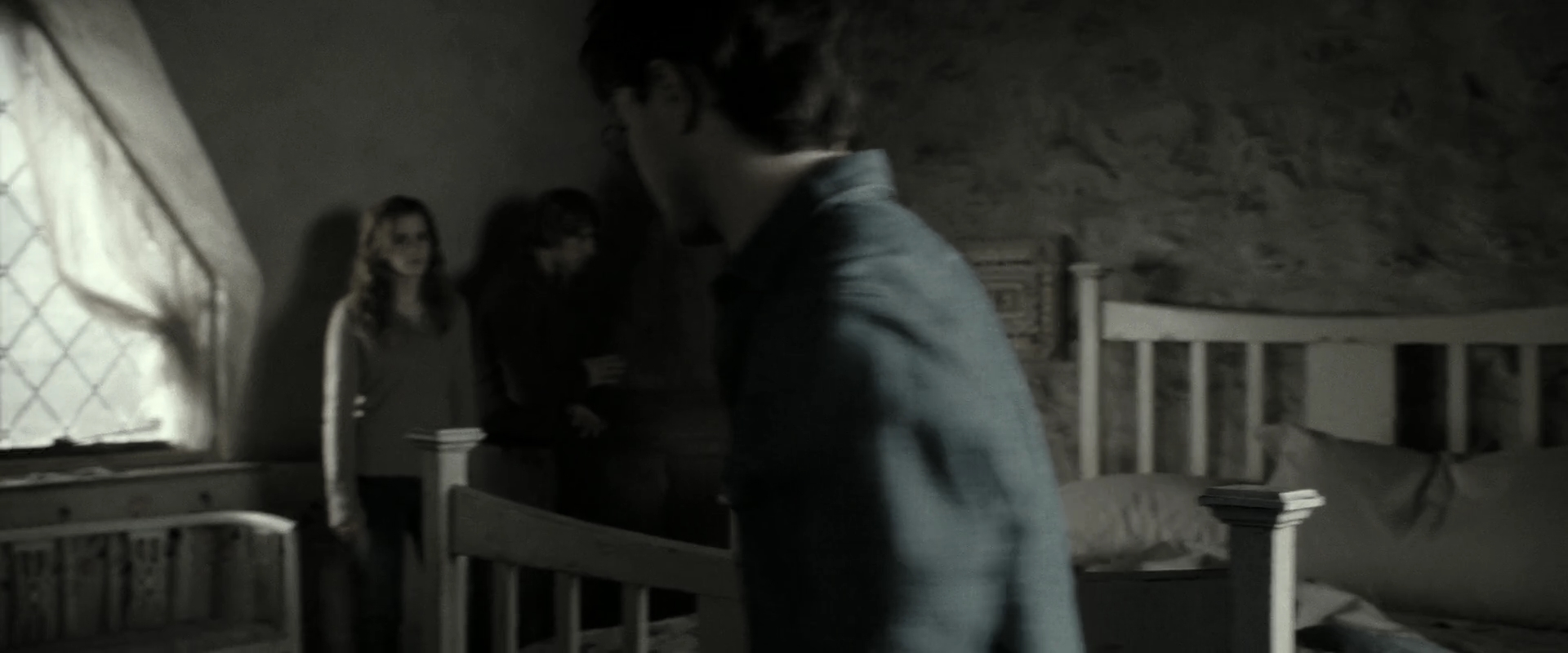 EmmaWatsonFan_dot_nl-HarryPotterAndTheDeathlyHallowsPart2-0576.jpg EmmaWatsonFan_dot_nl-HarryPotterAndTheDeathlyHallowsPart2-0576.jpg