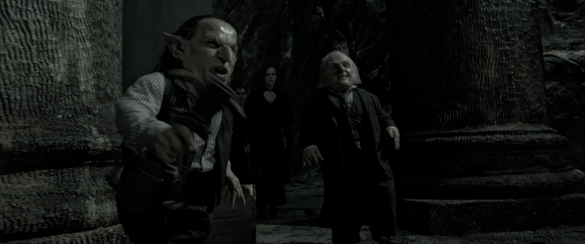 EmmaWatsonFan_dot_nl-HarryPotterAndTheDeathlyHallowsPart2-0973.jpg EmmaWatsonFan_dot_nl-HarryPotterAndTheDeathlyHallowsPart2-0973.jpg