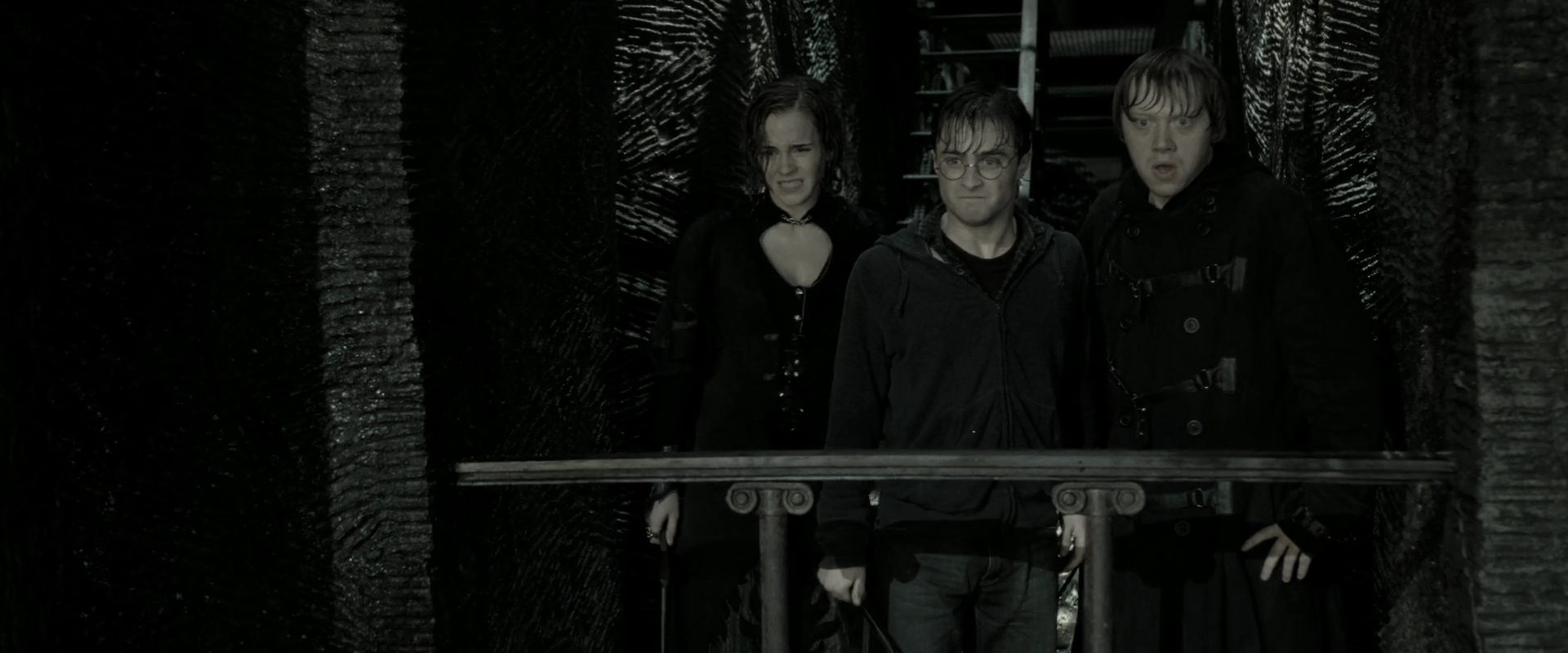EmmaWatsonFan_dot_nl-HarryPotterAndTheDeathlyHallowsPart2-1163.jpg EmmaWatsonFan_dot_nl-HarryPotterAndTheDeathlyHallowsPart2-1163.jpg
