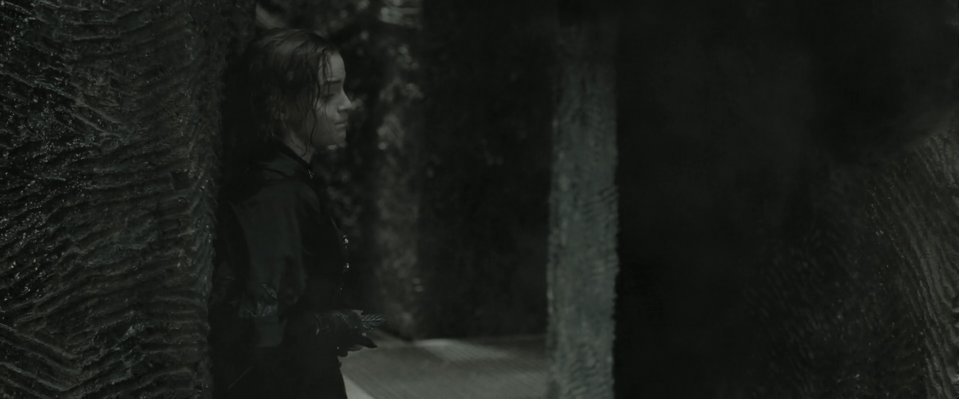 EmmaWatsonFan_dot_nl-HarryPotterAndTheDeathlyHallowsPart2-1174.jpg EmmaWatsonFan_dot_nl-HarryPotterAndTheDeathlyHallowsPart2-1174.jpg