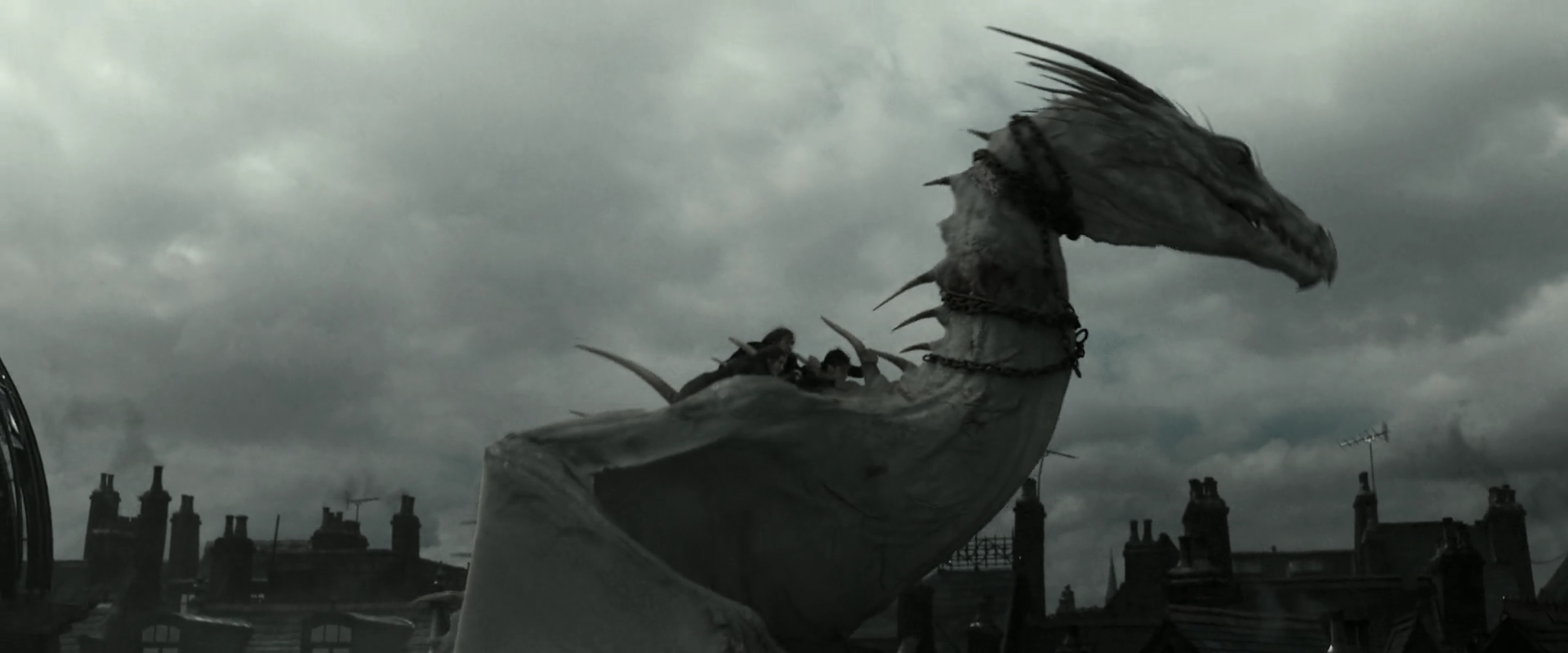 EmmaWatsonFan_dot_nl-HarryPotterAndTheDeathlyHallowsPart2-1261.jpg EmmaWatsonFan_dot_nl-HarryPotterAndTheDeathlyHallowsPart2-1261.jpg