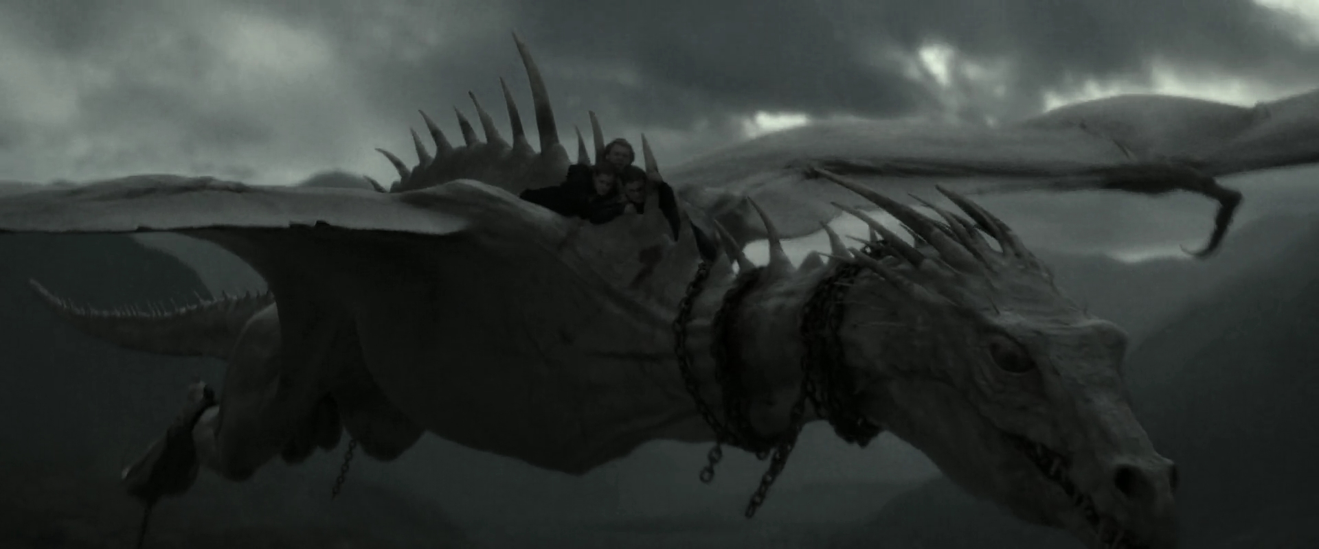 EmmaWatsonFan_dot_nl-HarryPotterAndTheDeathlyHallowsPart2-1311.jpg EmmaWatsonFan_dot_nl-HarryPotterAndTheDeathlyHallowsPart2-1311.jpg