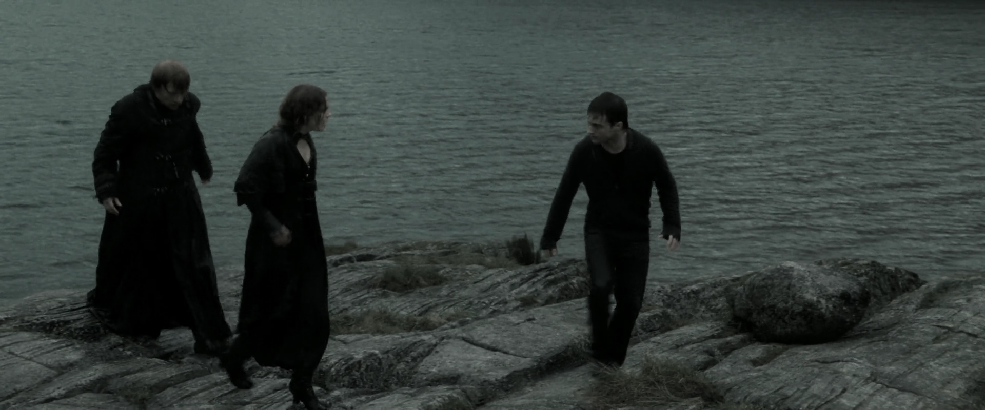 EmmaWatsonFan_dot_nl-HarryPotterAndTheDeathlyHallowsPart2-1377.jpg EmmaWatsonFan_dot_nl-HarryPotterAndTheDeathlyHallowsPart2-1377.jpg