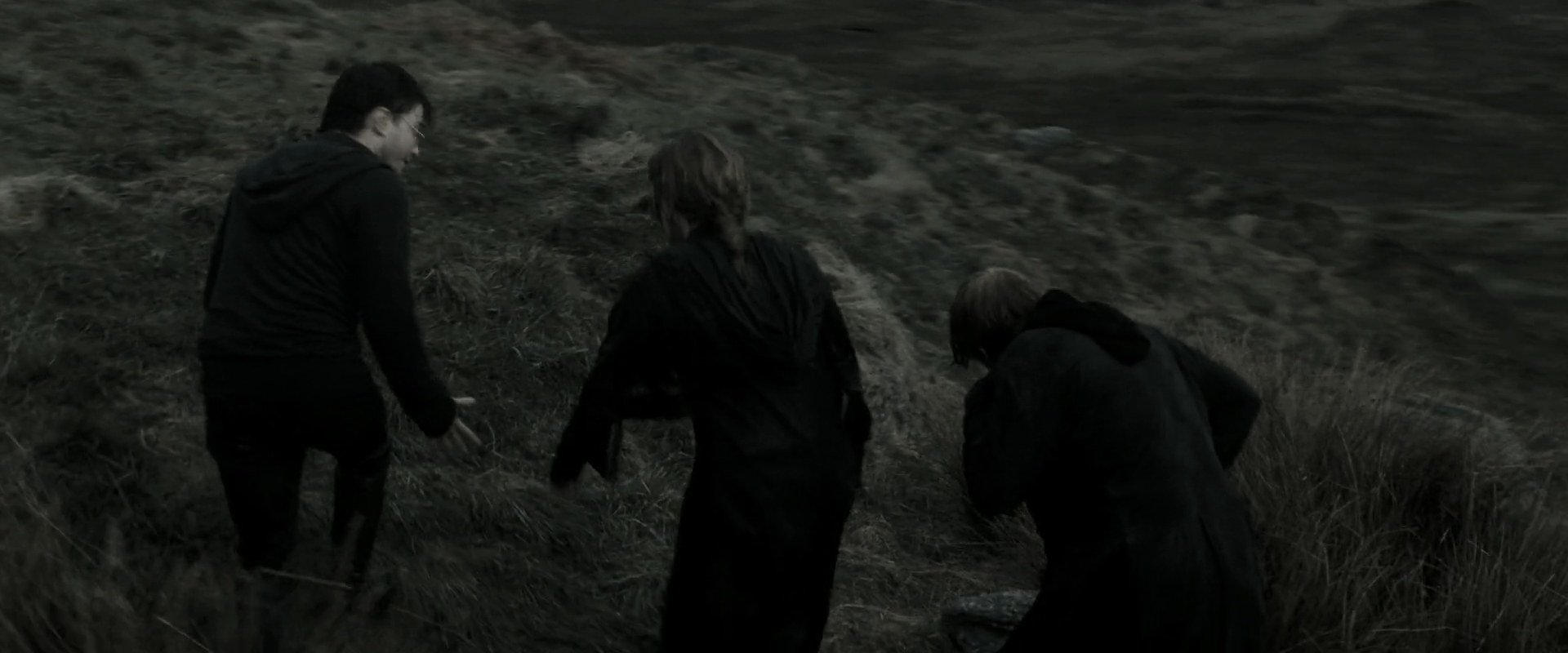 EmmaWatsonFan_dot_nl-HarryPotterAndTheDeathlyHallowsPart2-1387.jpg EmmaWatsonFan_dot_nl-HarryPotterAndTheDeathlyHallowsPart2-1387.jpg