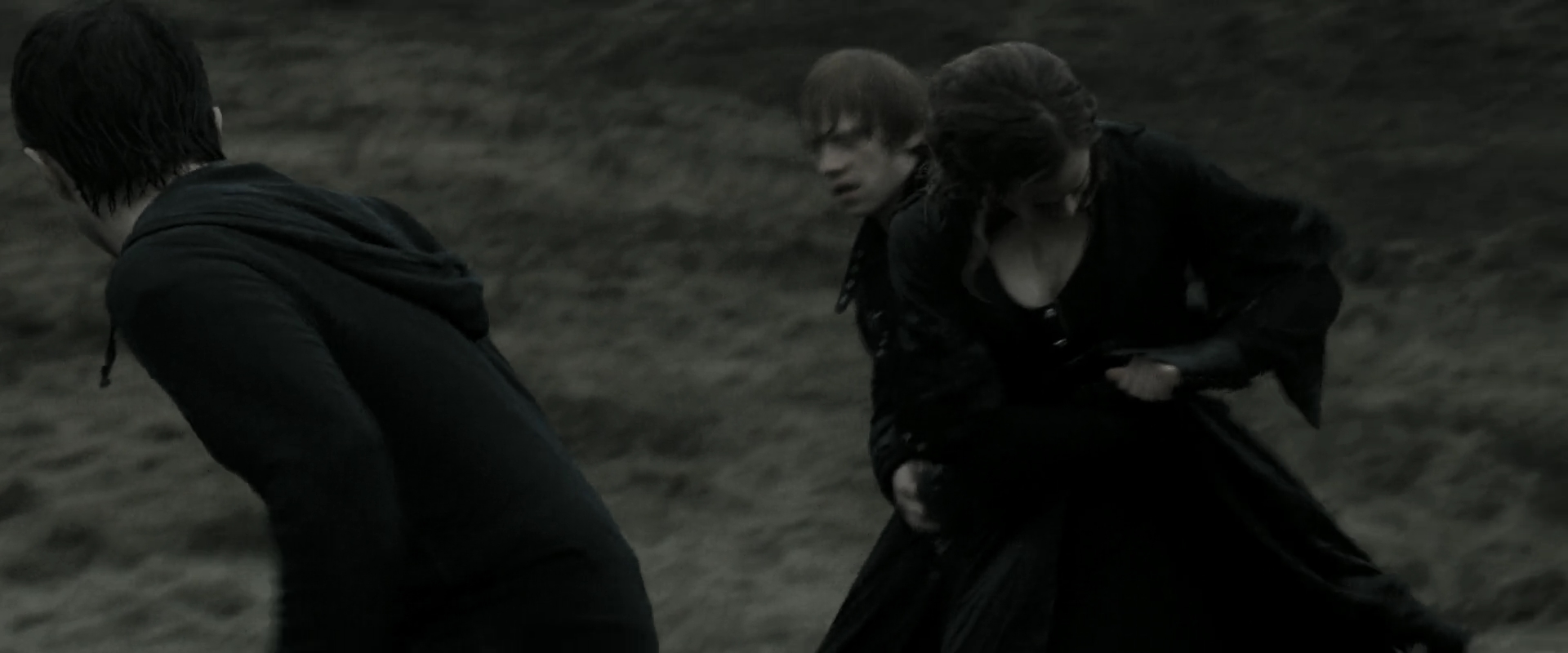 EmmaWatsonFan_dot_nl-HarryPotterAndTheDeathlyHallowsPart2-1394.jpg EmmaWatsonFan_dot_nl-HarryPotterAndTheDeathlyHallowsPart2-1394.jpg