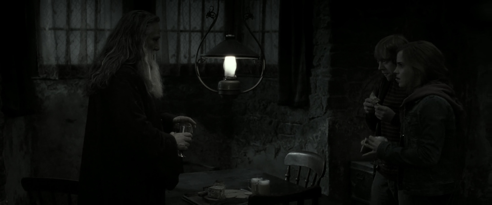 EmmaWatsonFan_dot_nl-HarryPotterAndTheDeathlyHallowsPart2-1638.jpg EmmaWatsonFan_dot_nl-HarryPotterAndTheDeathlyHallowsPart2-1638.jpg