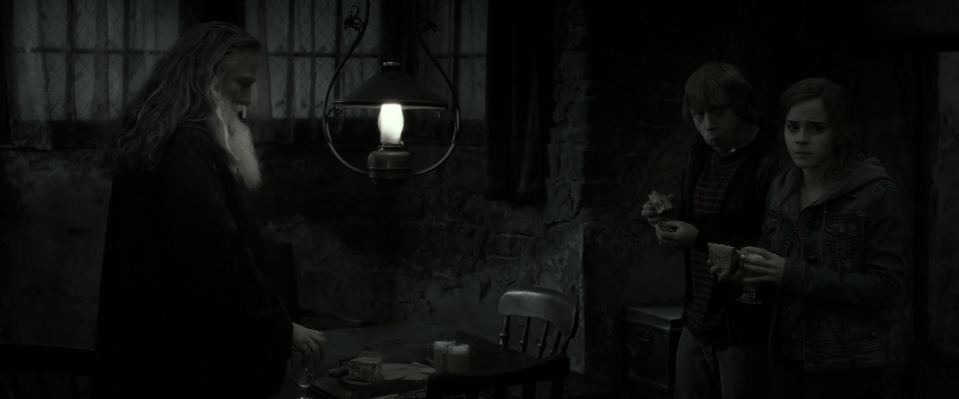 EmmaWatsonFan_dot_nl-HarryPotterAndTheDeathlyHallowsPart2-1649.jpg EmmaWatsonFan_dot_nl-HarryPotterAndTheDeathlyHallowsPart2-1649.jpg