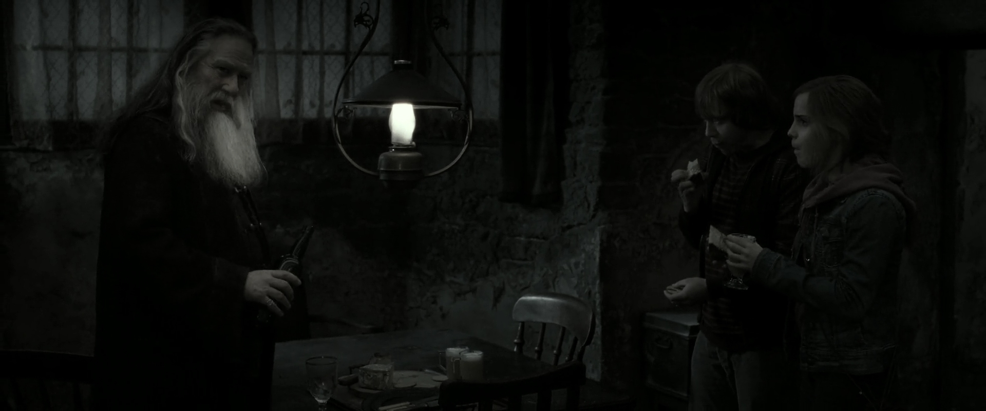 EmmaWatsonFan_dot_nl-HarryPotterAndTheDeathlyHallowsPart2-1652.jpg EmmaWatsonFan_dot_nl-HarryPotterAndTheDeathlyHallowsPart2-1652.jpg