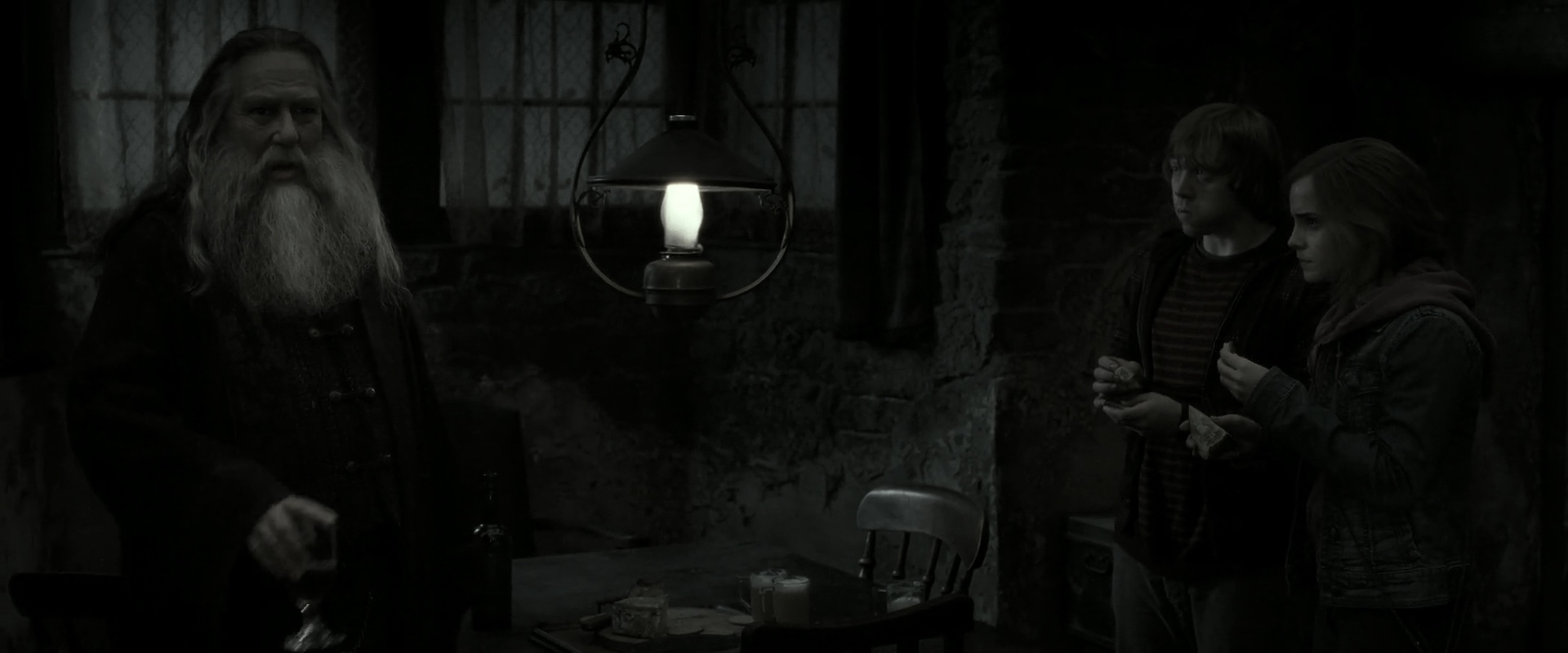 EmmaWatsonFan_dot_nl-HarryPotterAndTheDeathlyHallowsPart2-1666.jpg EmmaWatsonFan_dot_nl-HarryPotterAndTheDeathlyHallowsPart2-1666.jpg