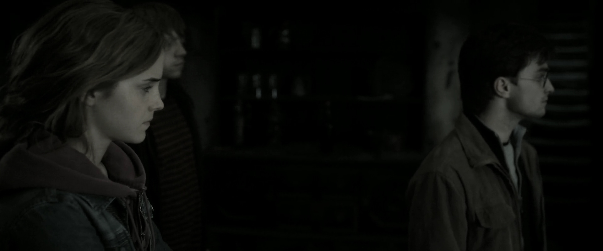 EmmaWatsonFan_dot_nl-HarryPotterAndTheDeathlyHallowsPart2-1801.jpg EmmaWatsonFan_dot_nl-HarryPotterAndTheDeathlyHallowsPart2-1801.jpg