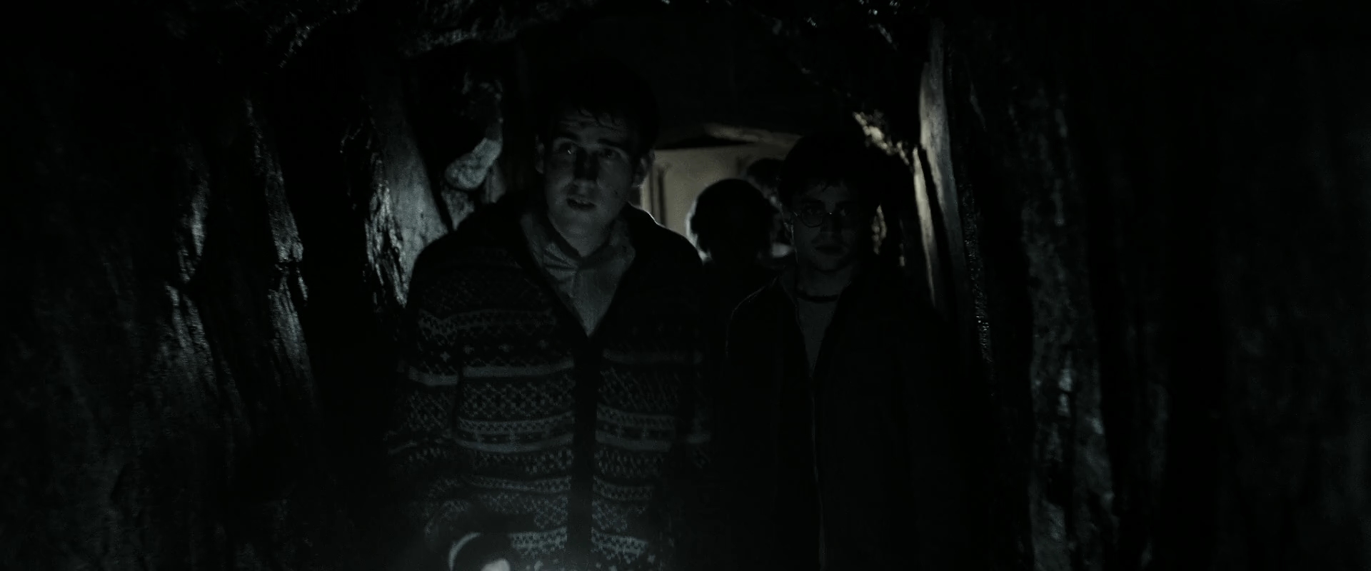 EmmaWatsonFan_dot_nl-HarryPotterAndTheDeathlyHallowsPart2-1828.jpg EmmaWatsonFan_dot_nl-HarryPotterAndTheDeathlyHallowsPart2-1828.jpg