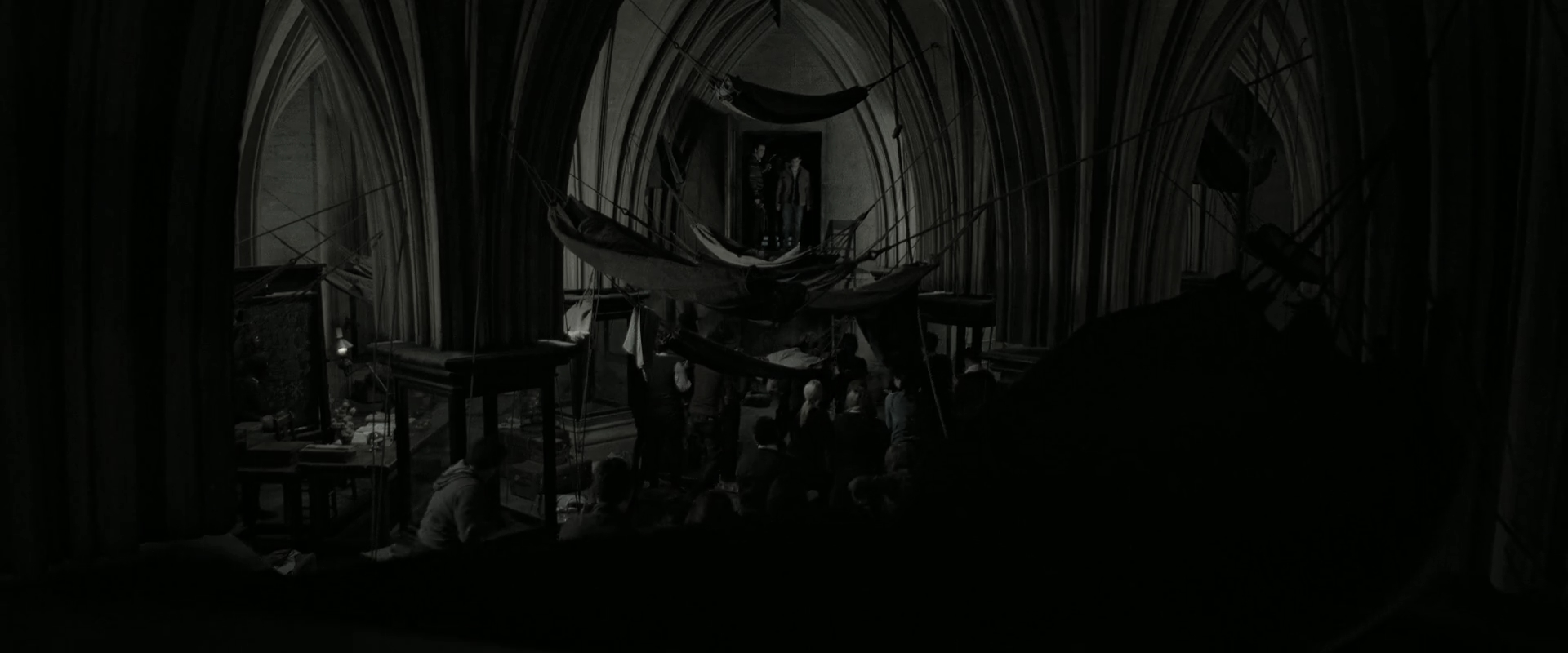 EmmaWatsonFan_dot_nl-HarryPotterAndTheDeathlyHallowsPart2-1898.jpg EmmaWatsonFan_dot_nl-HarryPotterAndTheDeathlyHallowsPart2-1898.jpg