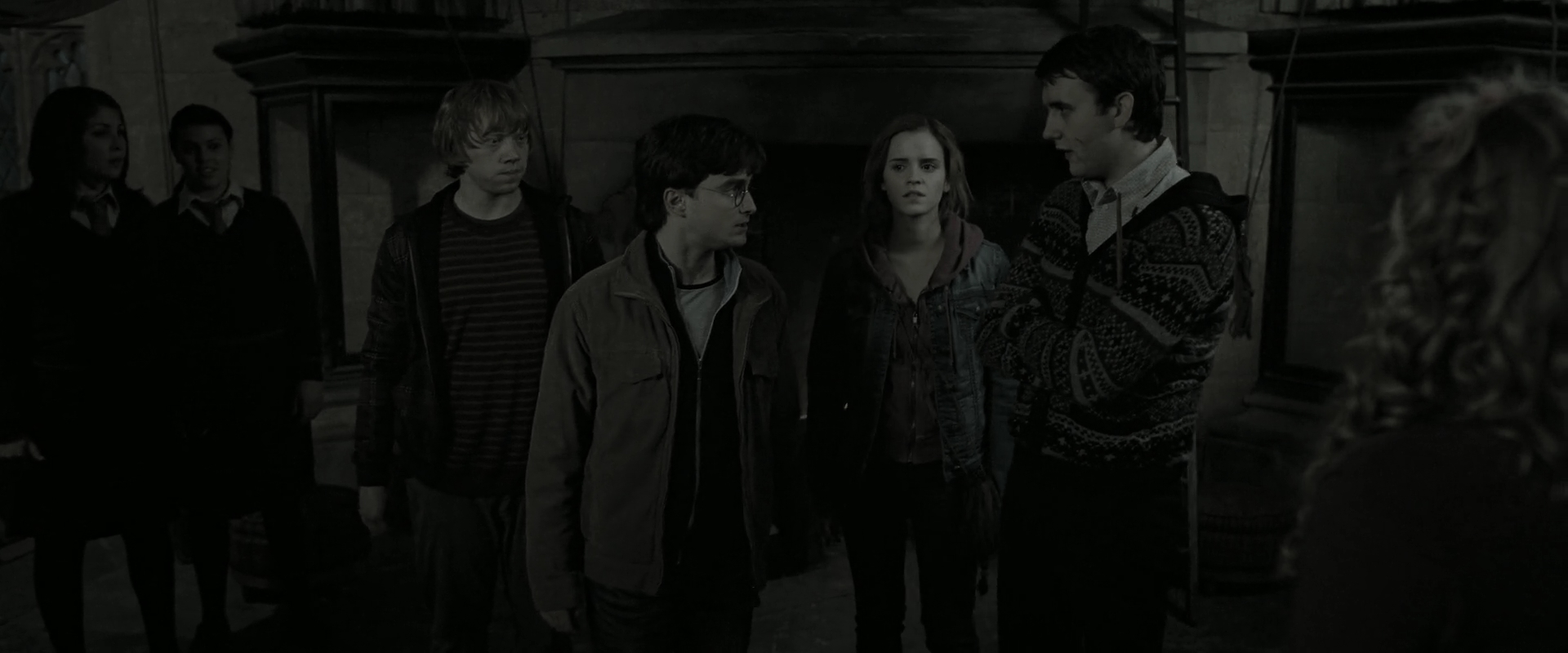 EmmaWatsonFan_dot_nl-HarryPotterAndTheDeathlyHallowsPart2-1935.jpg