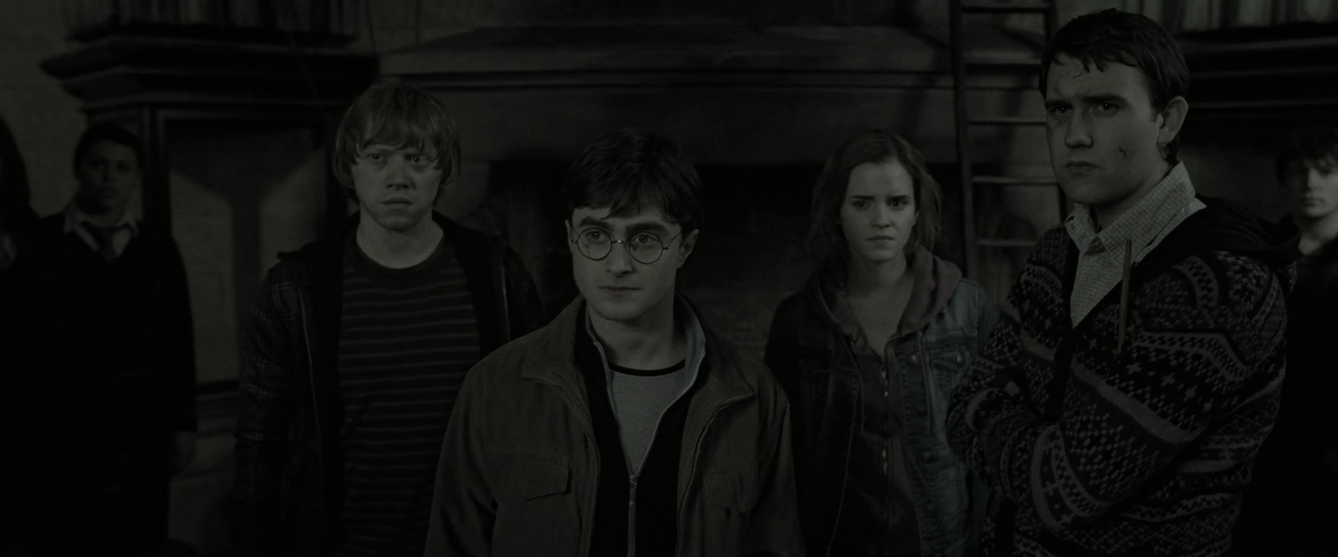 EmmaWatsonFan_dot_nl-HarryPotterAndTheDeathlyHallowsPart2-1974.jpg