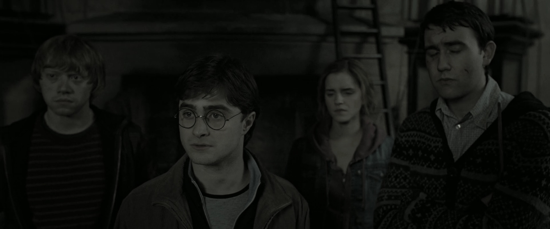 EmmaWatsonFan_dot_nl-HarryPotterAndTheDeathlyHallowsPart2-1981.jpg
