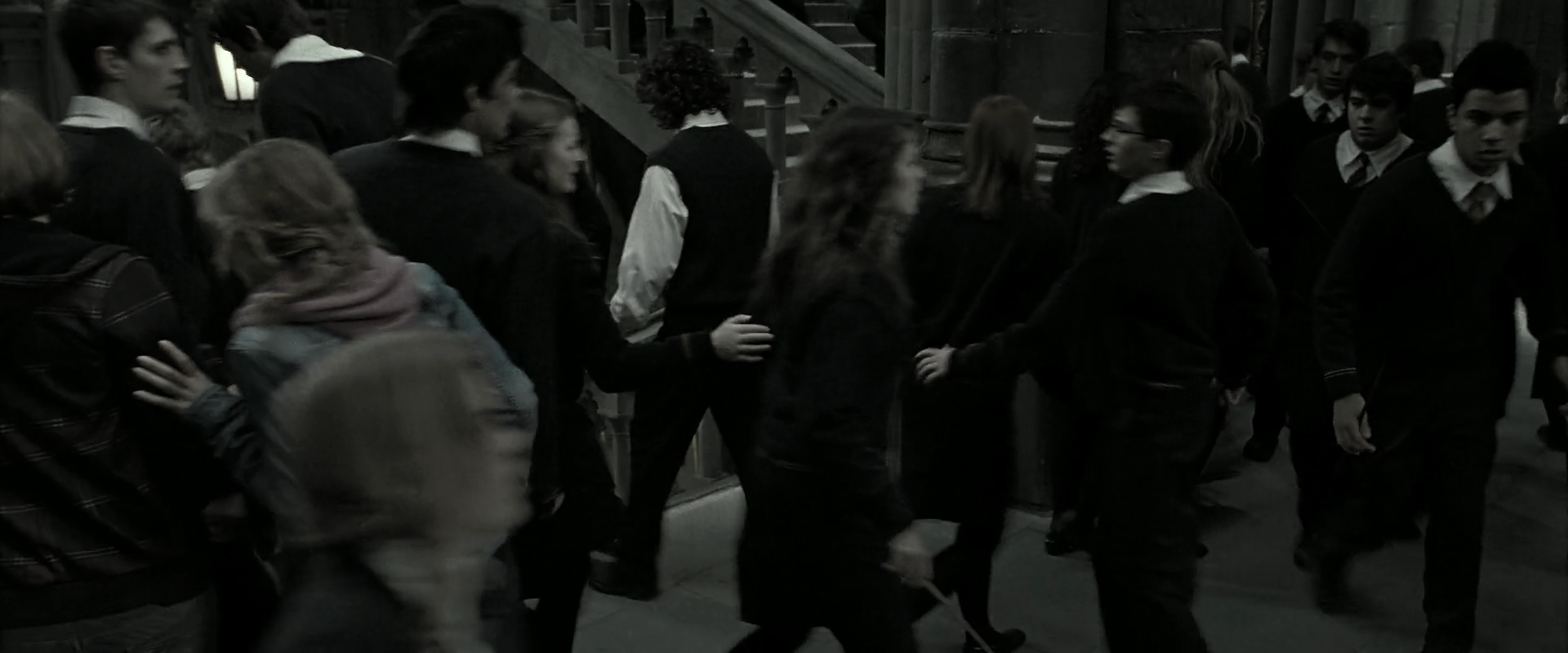 EmmaWatsonFan_dot_nl-HarryPotterAndTheDeathlyHallowsPart2-2393.jpg EmmaWatsonFan_dot_nl-HarryPotterAndTheDeathlyHallowsPart2-2393.jpg