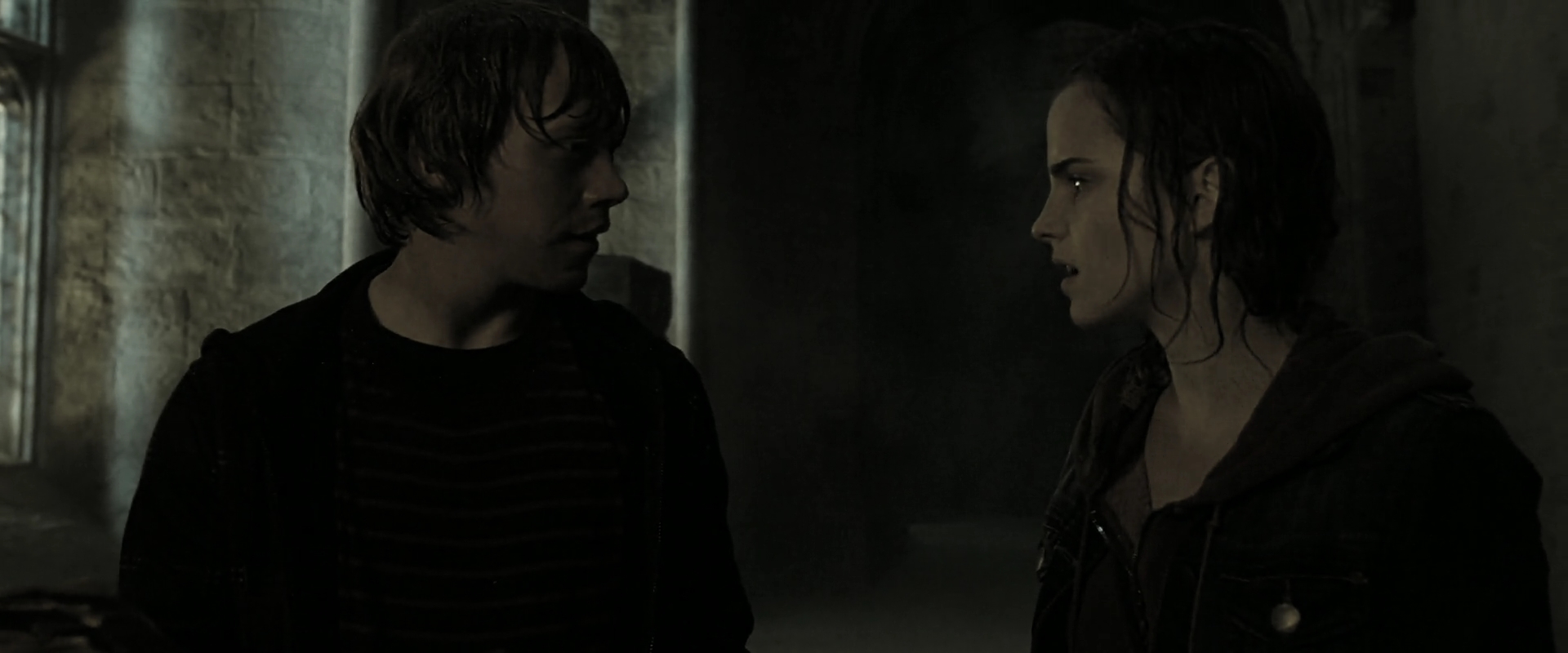 EmmaWatsonFan_dot_nl-HarryPotterAndTheDeathlyHallowsPart2-3309.jpg