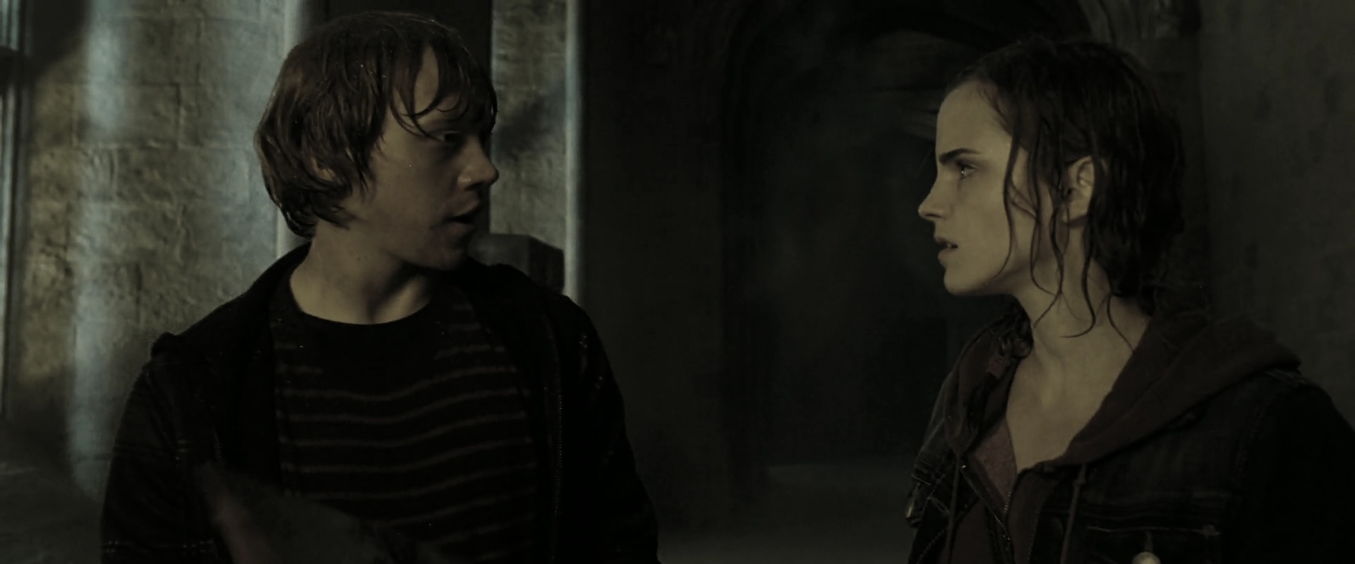 EmmaWatsonFan_dot_nl-HarryPotterAndTheDeathlyHallowsPart2-3311.jpg