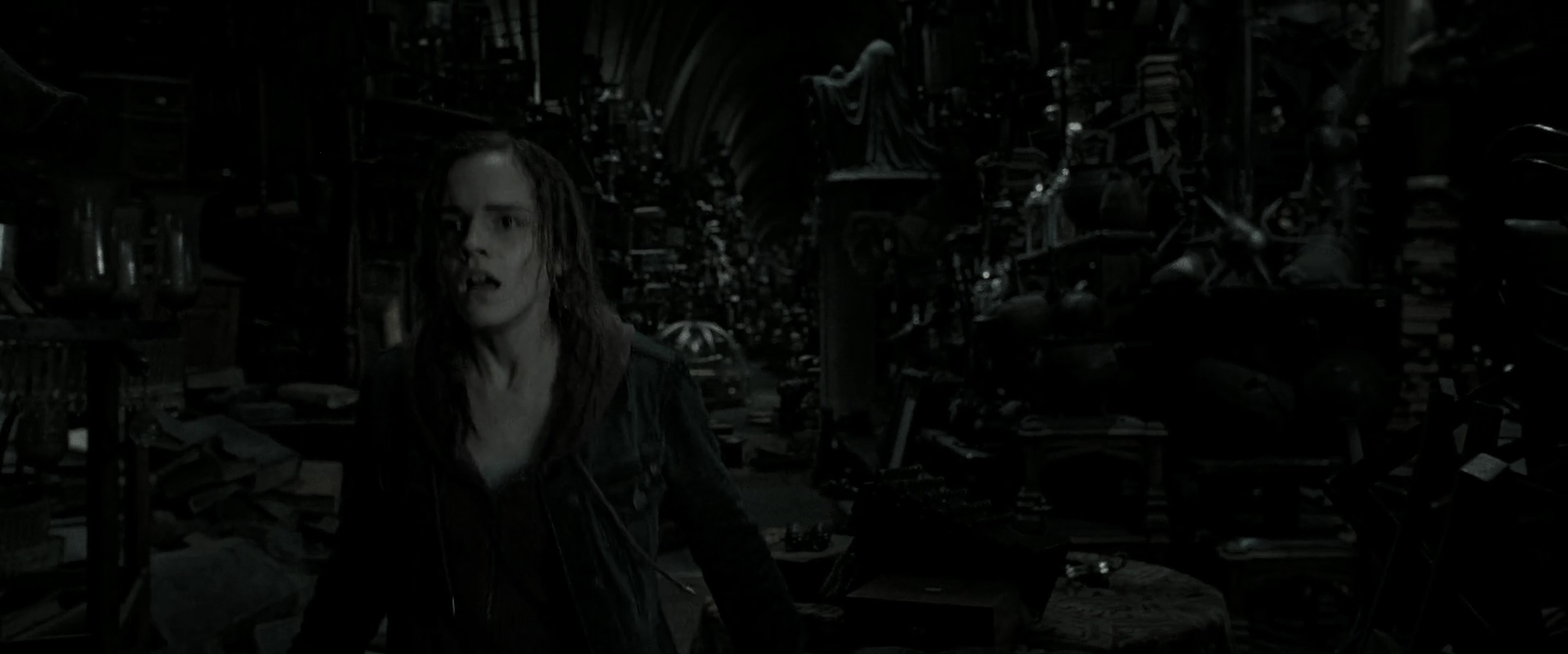 EmmaWatsonFan_dot_nl-HarryPotterAndTheDeathlyHallowsPart2-3485.jpg