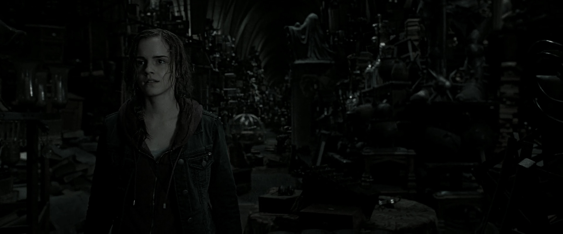 EmmaWatsonFan_dot_nl-HarryPotterAndTheDeathlyHallowsPart2-3486.jpg