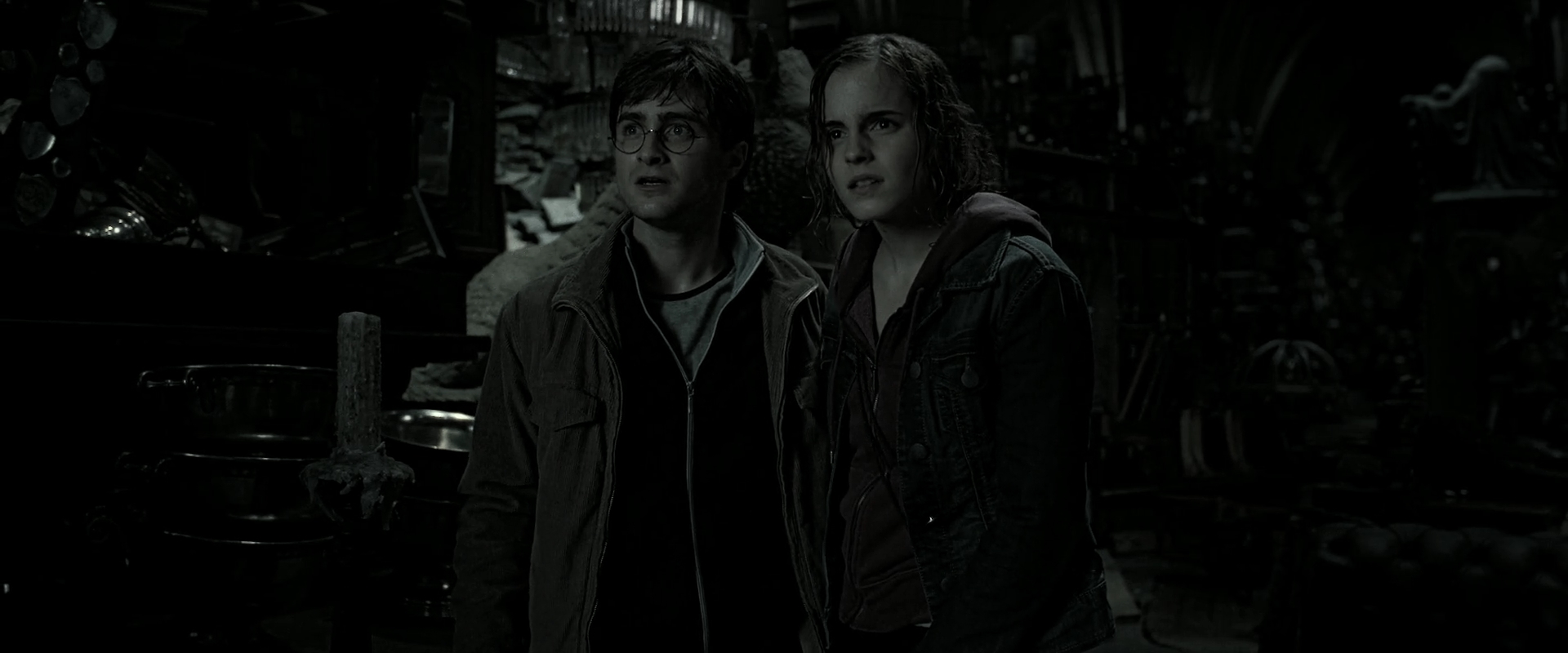 EmmaWatsonFan_dot_nl-HarryPotterAndTheDeathlyHallowsPart2-3521.jpg