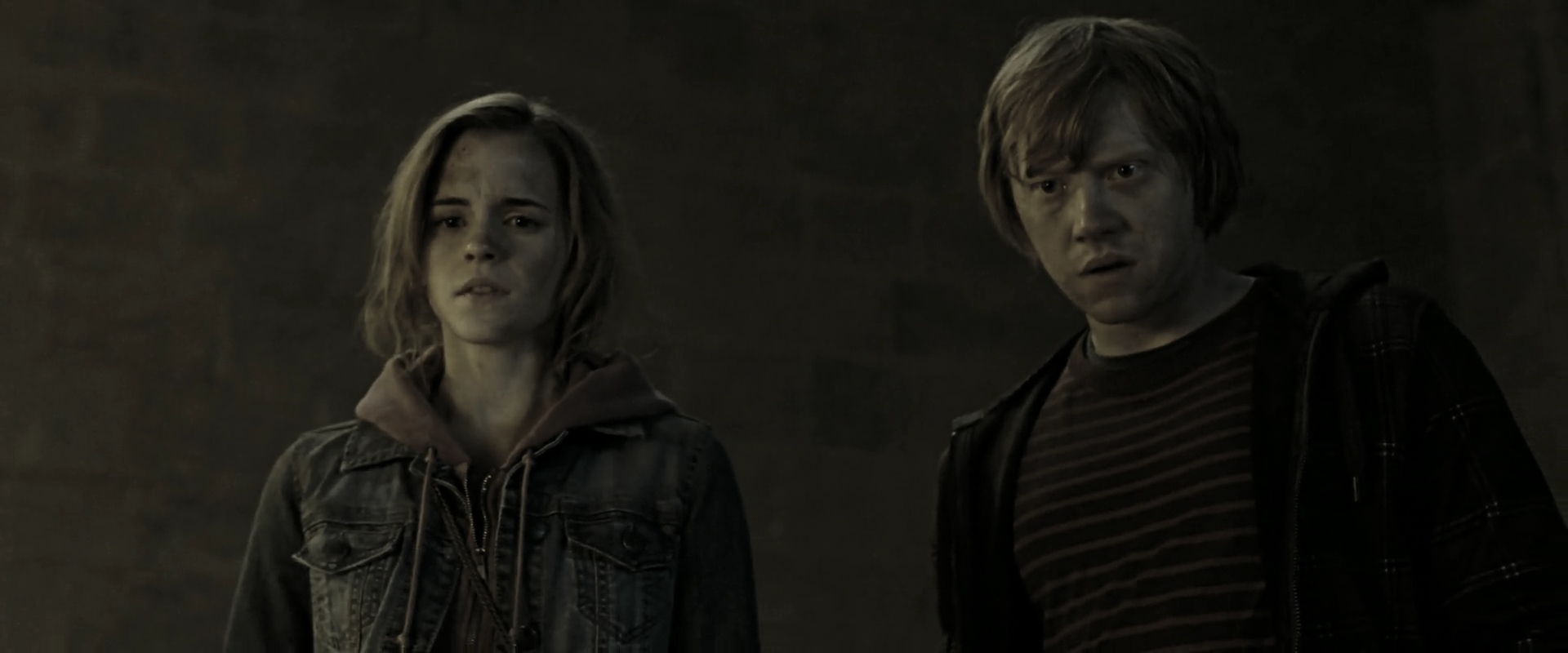 EmmaWatsonFan_dot_nl-HarryPotterAndTheDeathlyHallowsPart2-3710.jpg
