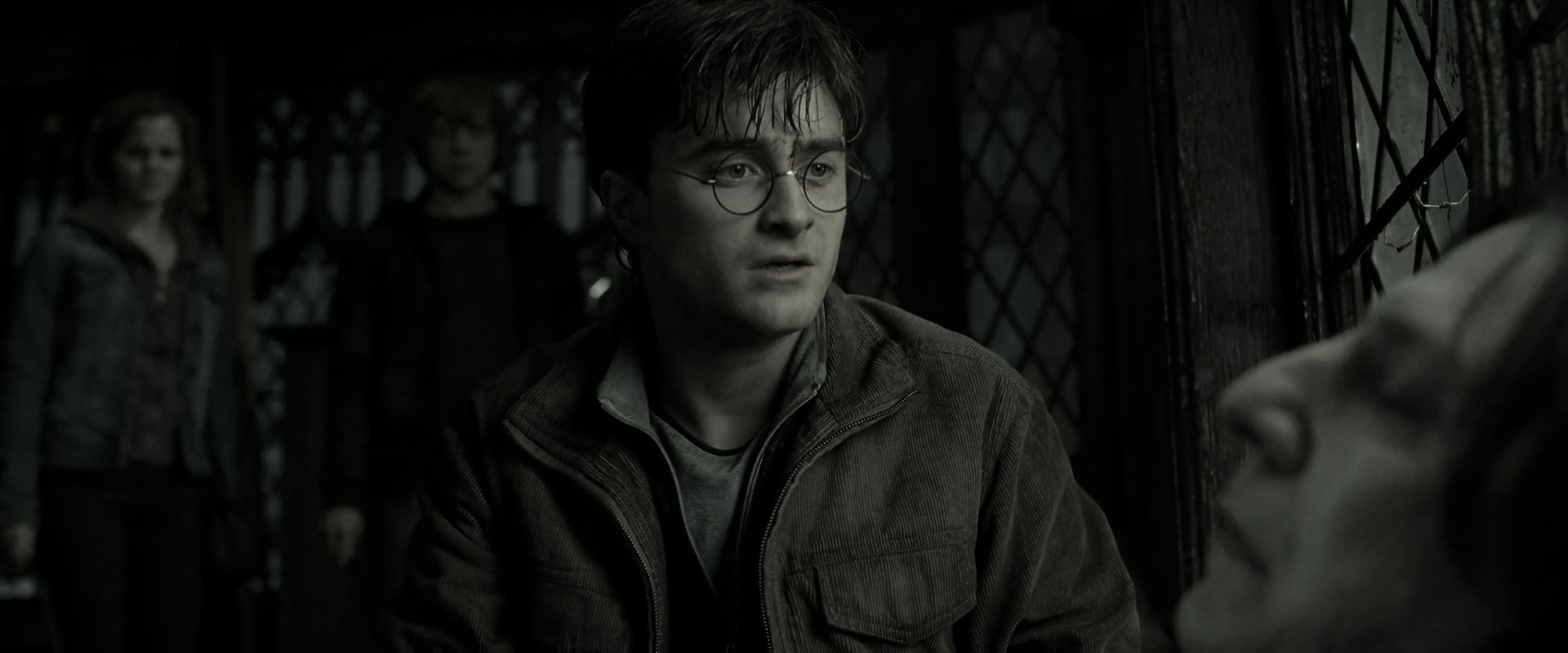 EmmaWatsonFan_dot_nl-HarryPotterAndTheDeathlyHallowsPart2-4143.jpg EmmaWatsonFan_dot_nl-HarryPotterAndTheDeathlyHallowsPart2-4143.jpg