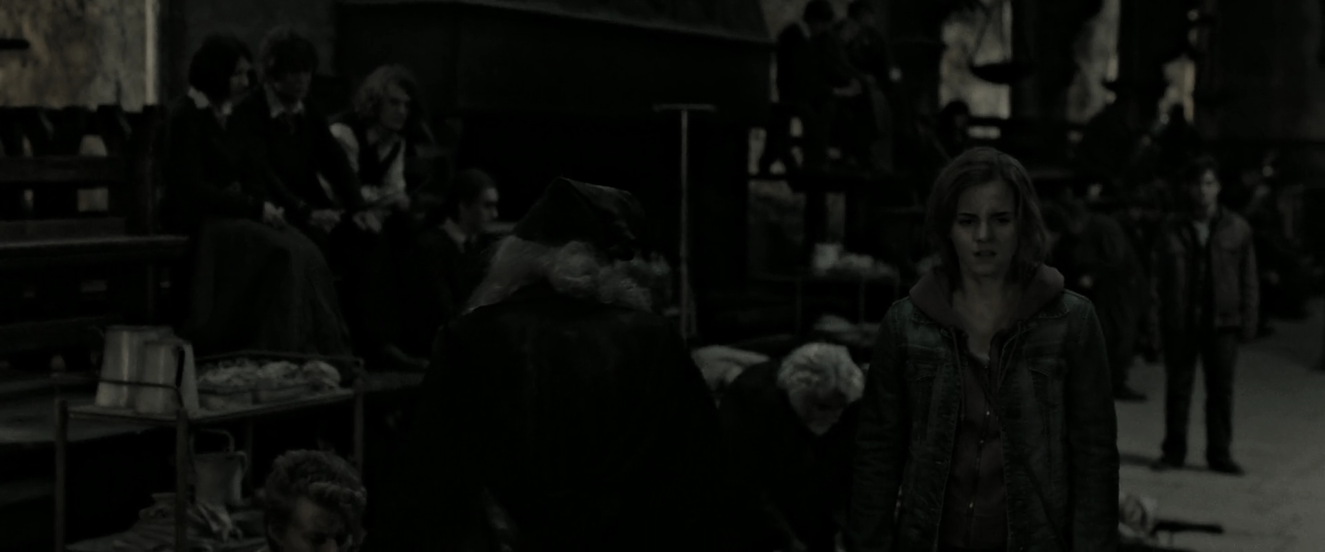 EmmaWatsonFan_dot_nl-HarryPotterAndTheDeathlyHallowsPart2-4300.jpg EmmaWatsonFan_dot_nl-HarryPotterAndTheDeathlyHallowsPart2-4300.jpg