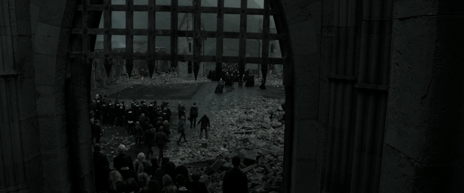 EmmaWatsonFan_dot_nl-HarryPotterAndTheDeathlyHallowsPart2-5769.jpg EmmaWatsonFan_dot_nl-HarryPotterAndTheDeathlyHallowsPart2-5769.jpg