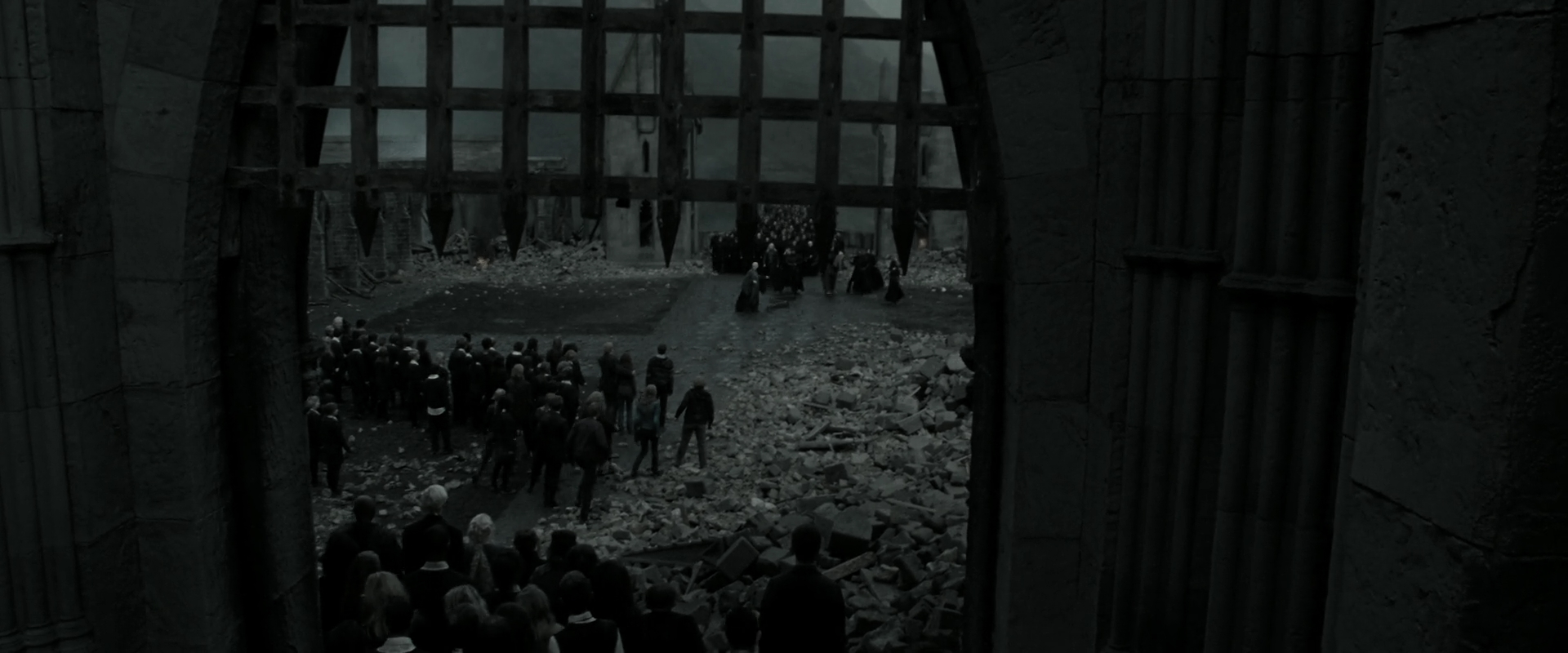 EmmaWatsonFan_dot_nl-HarryPotterAndTheDeathlyHallowsPart2-5770.jpg EmmaWatsonFan_dot_nl-HarryPotterAndTheDeathlyHallowsPart2-5770.jpg