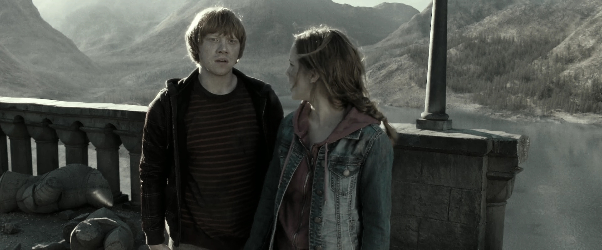 EmmaWatsonFan_dot_nl-HarryPotterAndTheDeathlyHallowsPart2-6543.jpg