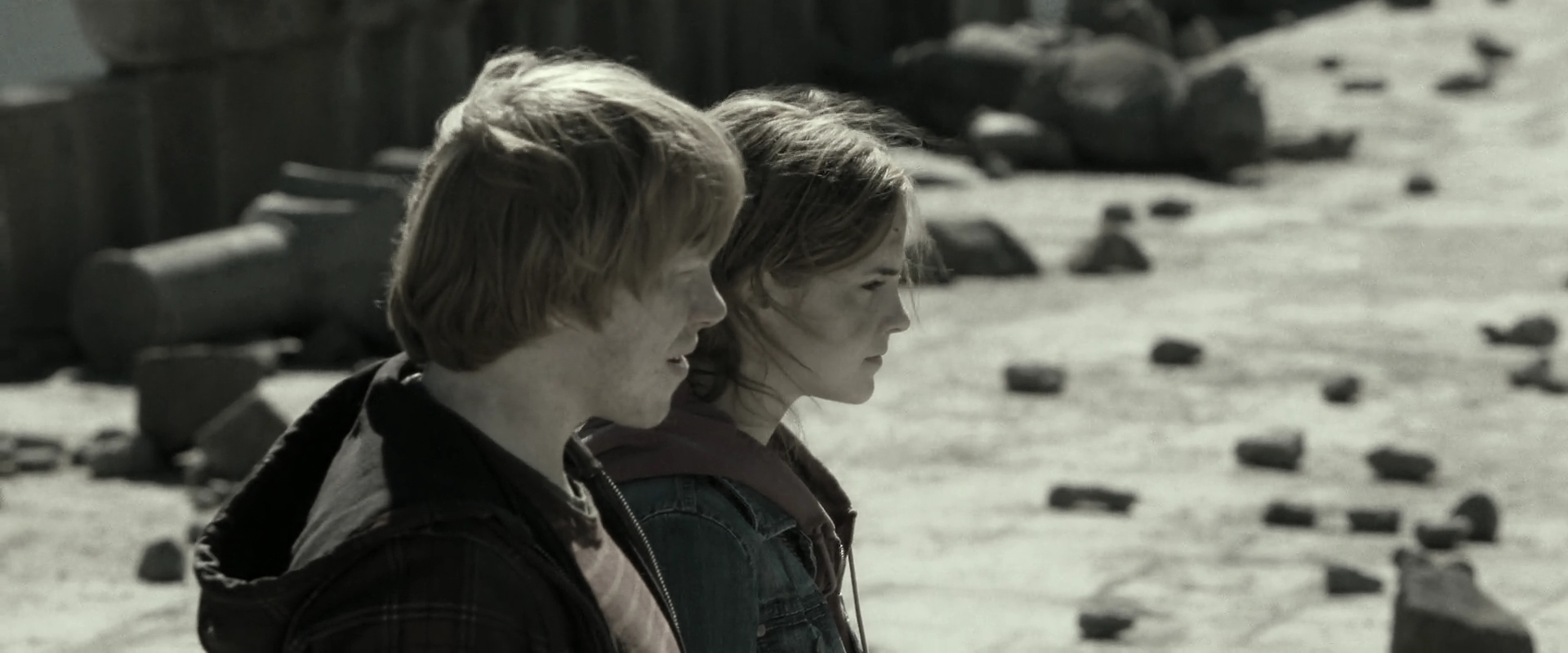 EmmaWatsonFan_dot_nl-HarryPotterAndTheDeathlyHallowsPart2-6583.jpg