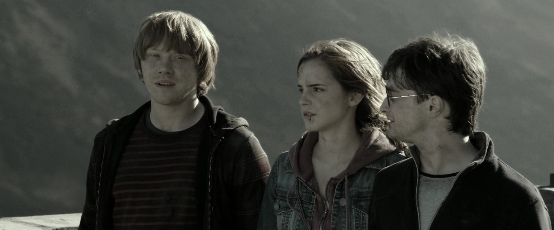 EmmaWatsonFan_dot_nl-HarryPotterAndTheDeathlyHallowsPart2-6612.jpg