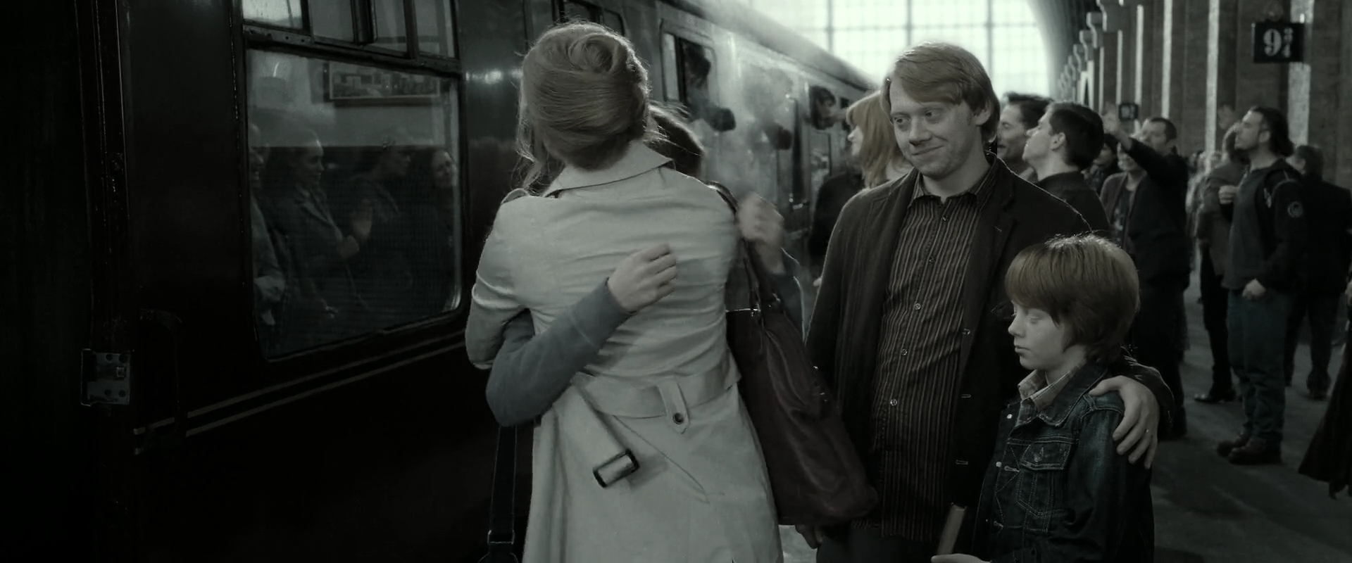 EmmaWatsonFan_dot_nl-HarryPotterAndTheDeathlyHallowsPart2-6735.jpg EmmaWatsonFan_dot_nl-HarryPotterAndTheDeathlyHallowsPart2-6735.jpg